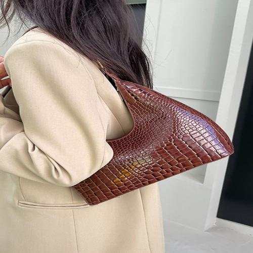 PU Leather Stone Texture Shoulder BagExpress Global Mart  Bag size: Medium
Material: PU leather
Imported
Product measurements:
Length 11.4 in, Width 3.1 in, Height 10.2 in, Weight 9.9 ozPU Leather Stone Texture Shoulder BagTrendsi