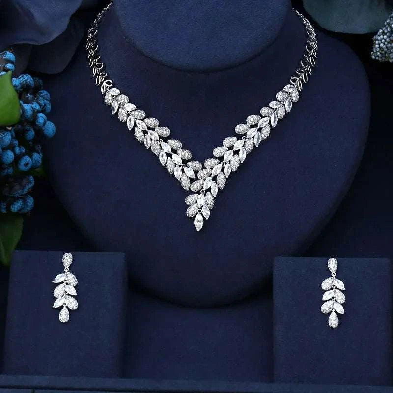 Stunning Crystal Zircon SetExpress Global Mart  jewelryProduct Description
Enhance your elegance with the Stunning Crystal Zircon Set. This exquisite jewelry set is crafted to add a touch of sophistication to any occasioStunning Crystal Zircon SetCartifind