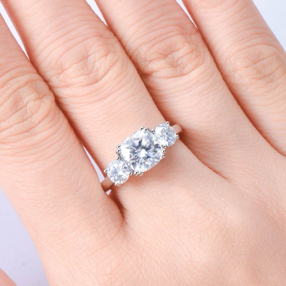 5 Carat Moissanite 925 Sterling Silver RingExpress Global Mart  Pieces: 1-piece
Includes: Moissanite jewelry over 0.3 carats includes a certificate of stone properties. Limited warranty included, please contact us for any issues 3.5 Carat Moissanite 925 Sterling Silver RingTrendsi