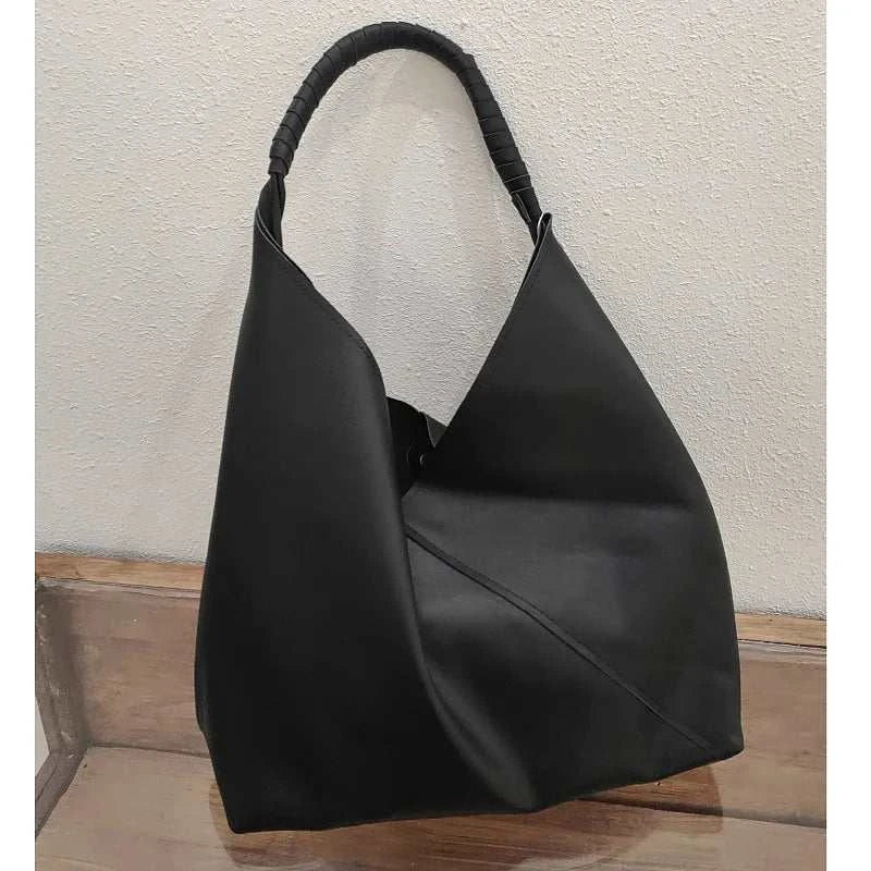 L2429 Retro Style Geneiue Leather Bucket Bag Premium Quality Soft Office Lady Leather Shoulder BagExpress Global Mart  customizedHign-concerned Chemical:NonePlace Of Origin:GUANG DONG ProvinceGenuine Leather Type:Cow LeatherPlace Of Origin:GUANG DONG ProvinceMaterial Composition:Cow LeatherMaiALA Rising|L2429 Retro Style Geneiue Leather Bucket Bag Premium Qualitb0d141-b8