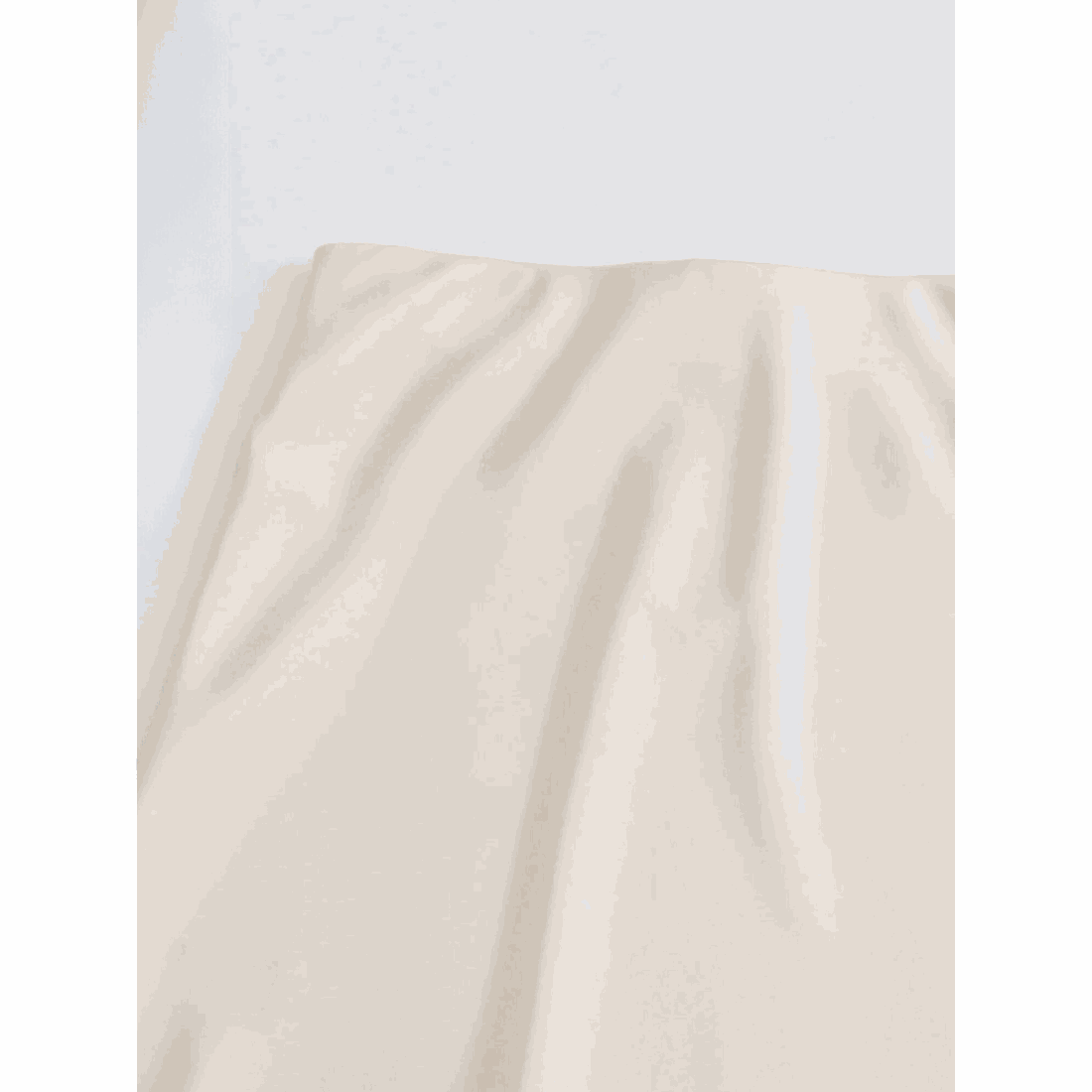 Flowing Satin Midi SkirtExpress Global Mart  Product Description
Embrace elegance with the Flowing Satin Midi Skirt, a perfect addition to your wardrobe for those seeking refined style and comfort. This A-line Flowing Satin Midi SkirtDSers