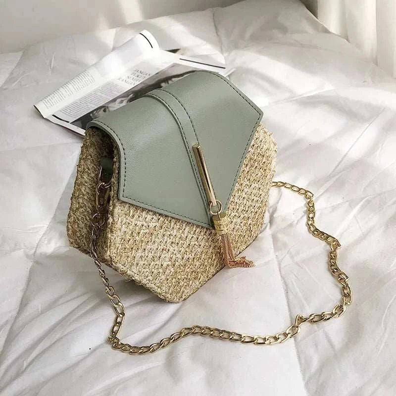 Hexagon Straw BagExpress Global Mart  Product Description
Introducing the Hexagon Straw Bag, an exquisite blend of bohemian charm and modern design. This stunning bag is meticulously crafted from high-quHexagon Straw BagDSers