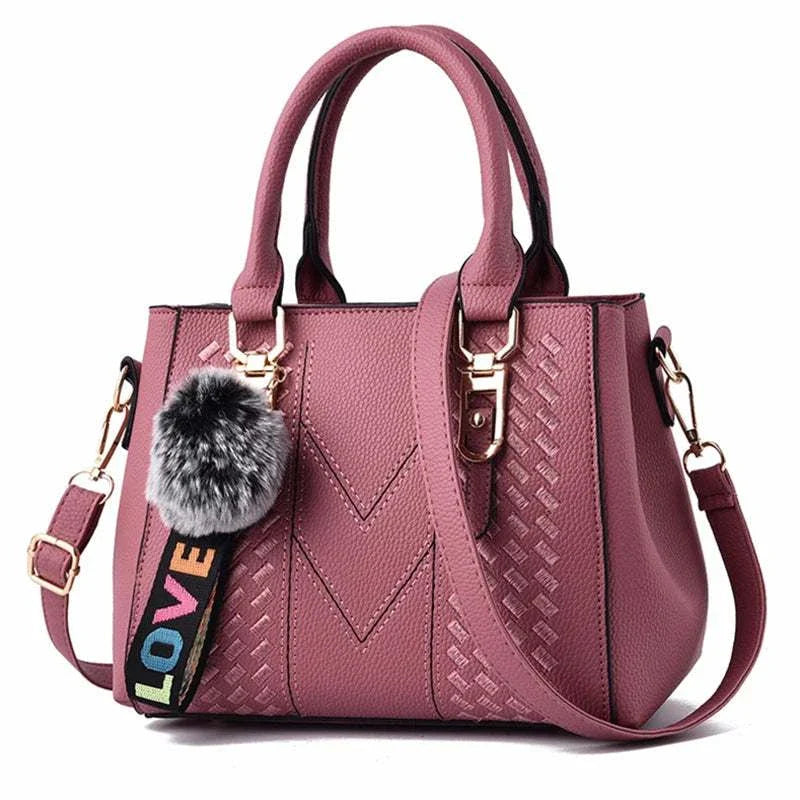 Embroidery Leather HandbagExpress Global Mart  Embroidery Leather Handbag

 

Lining Material: POLYESTER

Main Material: PU

Shape: Satchels

Occasion: Versatile

Exterior: Silt Pocket

Closure Type: zipper

DecoEmbroidery Leather HandbagExpress Global Mart