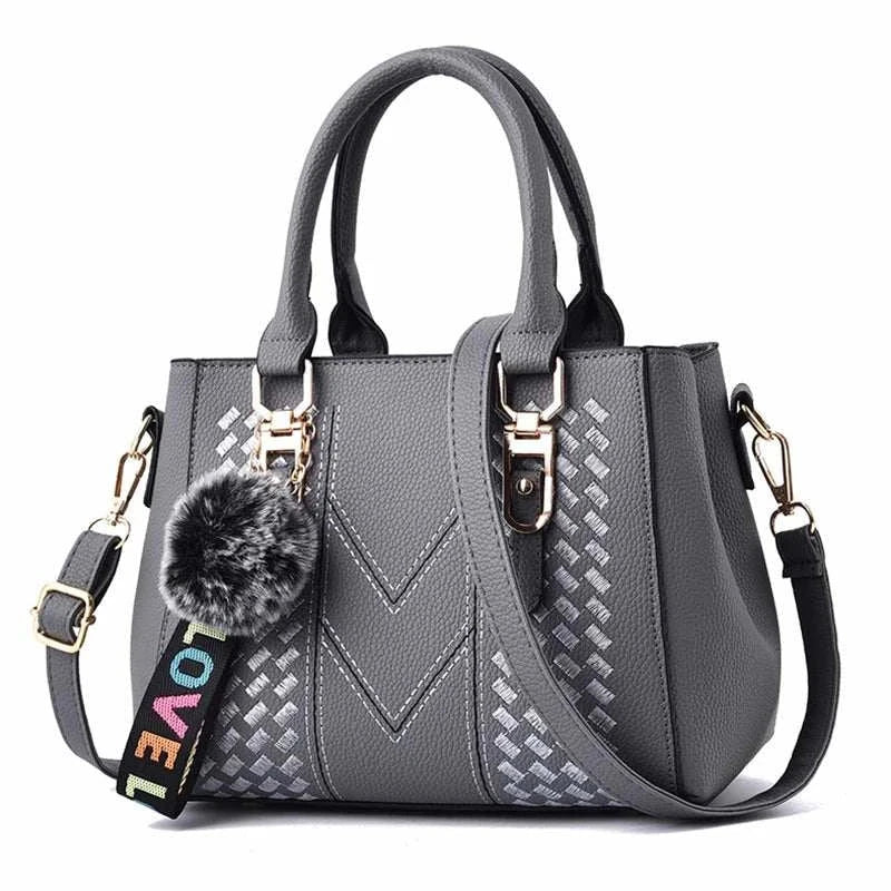 Embroidery Leather HandbagExpress Global Mart  Embroidery Leather Handbag

 

Lining Material: POLYESTER

Main Material: PU

Shape: Satchels

Occasion: Versatile

Exterior: Silt Pocket

Closure Type: zipper

DecoEmbroidery Leather HandbagExpress Global Mart