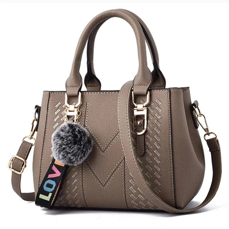 Embroidery Leather HandbagExpress Global Mart  Embroidery Leather Handbag

 

Lining Material: POLYESTER

Main Material: PU

Shape: Satchels

Occasion: Versatile

Exterior: Silt Pocket

Closure Type: zipper

DecoEmbroidery Leather HandbagExpress Global Mart