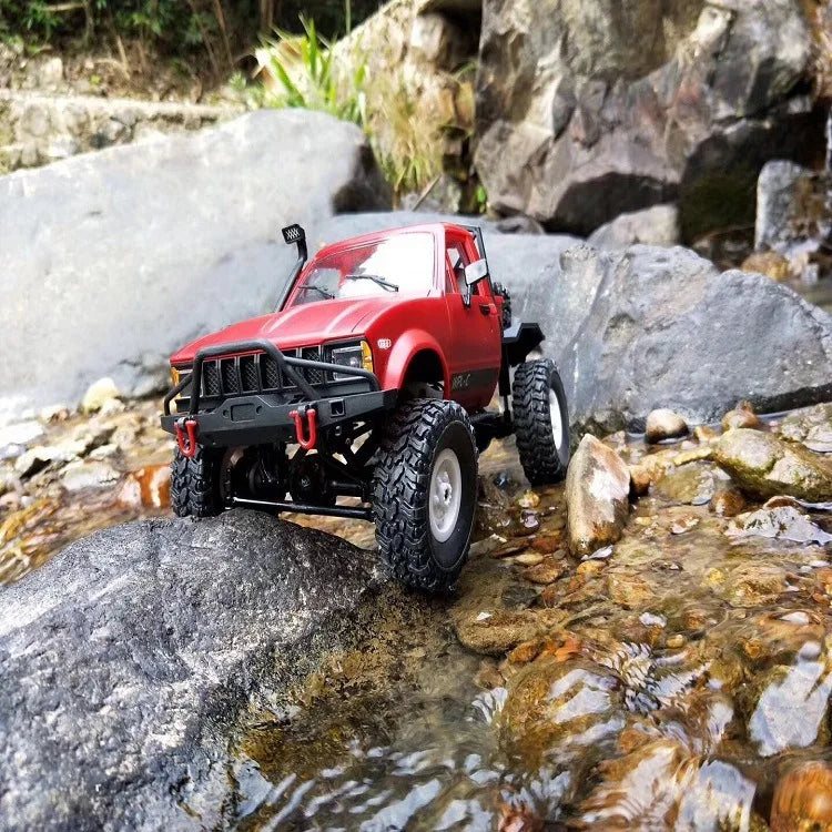 WPL C14 RC Truck 1/16 RC Car 2.4G 4WD Off Road RC Military Car Rock Crawler Truck With Front LED RTR Toys