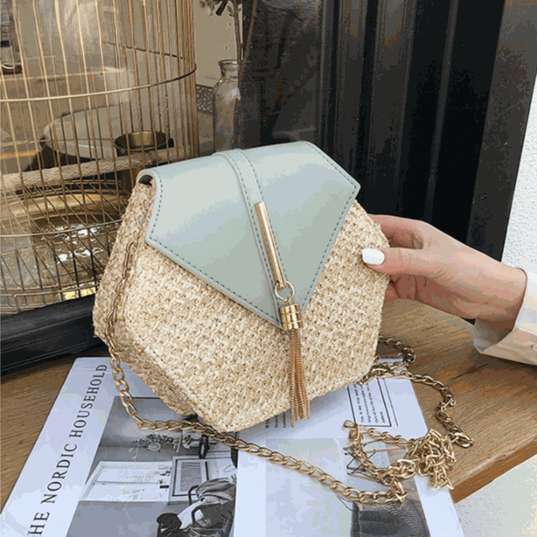 Hexagon Straw BagExpress Global Mart  Product Description
Introducing the Hexagon Straw Bag, an exquisite blend of bohemian charm and modern design. This stunning bag is meticulously crafted from high-quHexagon Straw BagDSers