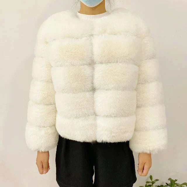 Women Faux Fur CoatExpress Global Mart  customizedProduct Description
Step into elegance and warmth with the Women Faux Fur Coat, a stylish addition to your winter wardrobe. Crafted from luxurious faux fur, this coaWomen Faux Fur CoatCartifind