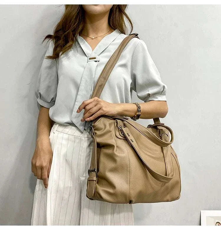 Retro Roomy Shoulder BagExpress Global Mart  Product Description
Introducing the Retro Roomy Shoulder Bag, the perfect blend of style and practicality for the modern woman. This casual tote bag is designed to kRetro Roomy Shoulder BagDSers