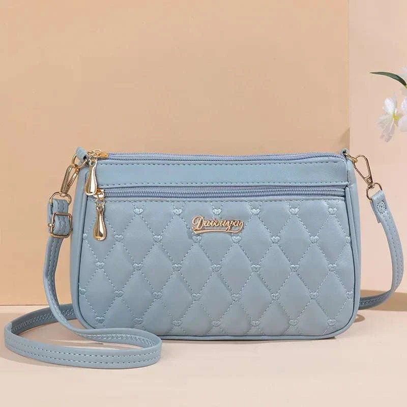 Embroidery Leather HandbagExpress Global Mart  Embroidery Leather Handbag

 

Lining Material: POLYESTER

Main Material: PU

Shape: Satchels

Occasion: Versatile

Exterior: Silt Pocket

Closure Type: zipper

DecoEmbroidery Leather HandbagExpress Global Mart