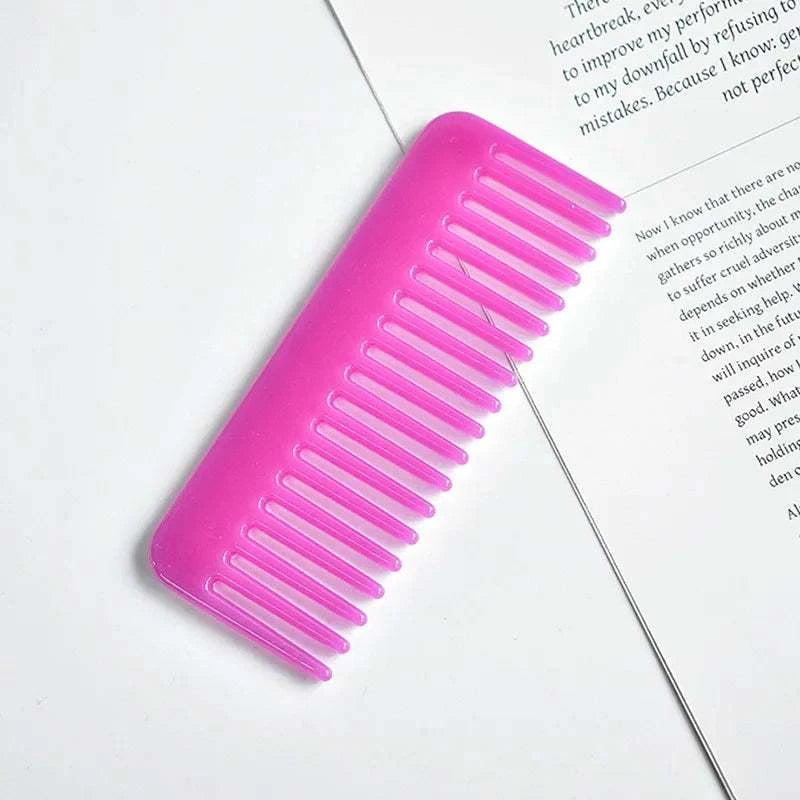 Anti-static Hair BrushExpress Global Mart  Tame Your Tresses with Our Anti-static Hair Brush
Say goodbye to frizzy hair and hello to sleek, manageable locks with our Anti-static Hair Brush. Designed to effortAnti-static Hair BrushDSers