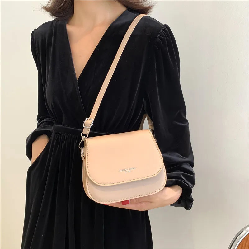 Vintage Saddle Crossbody Bag PU Leather Women's Luxury Design Small Handbag and Purse Ladies Travel Shoulder Messenger Bag Purse