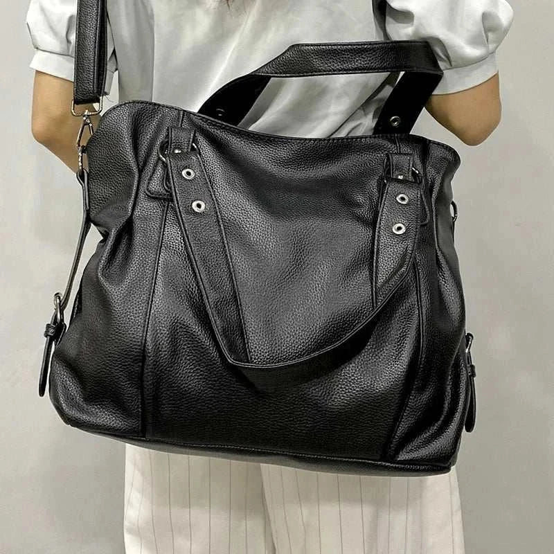 Retro Roomy Shoulder BagExpress Global Mart  Product Description
Introducing the Retro Roomy Shoulder Bag, the perfect blend of style and practicality for the modern woman. This casual tote bag is designed to kRetro Roomy Shoulder BagDSers