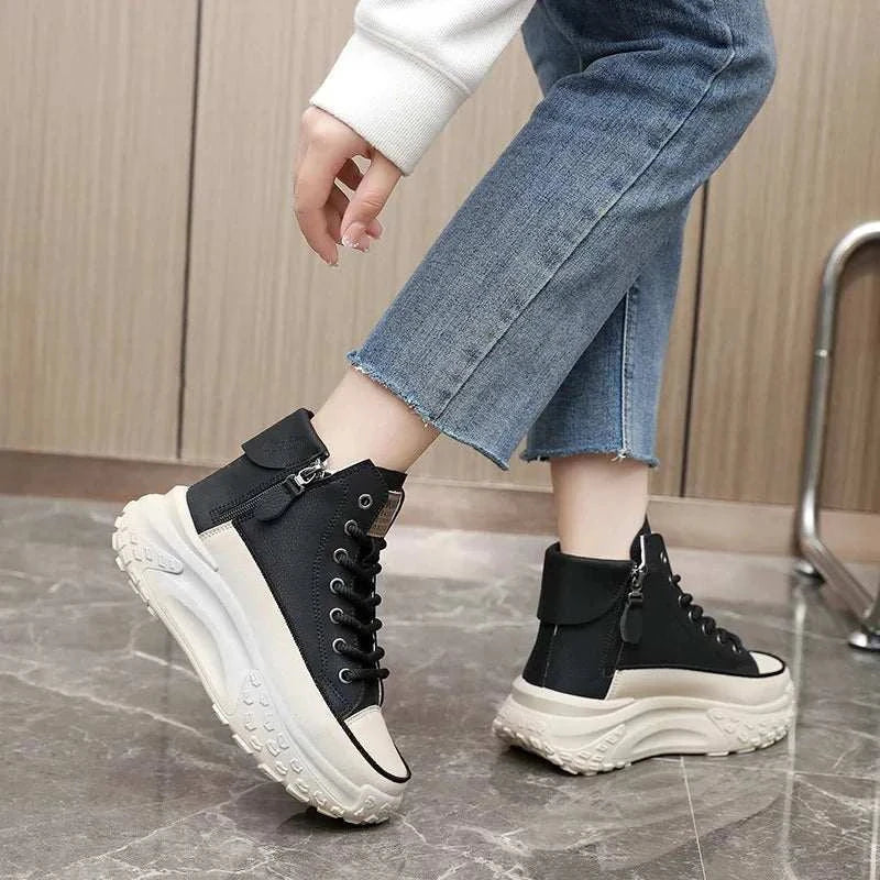 Fashion High Top SneakersExpress Global Mart  Product Description
Step up your footwear game with the Fashion High Top Sneakers, designed for the modern woman who values both style and comfort. Made from high-quFashion High Top SneakersDSers