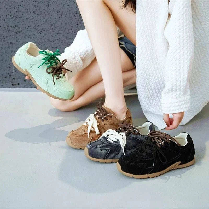 Leather Retro SneakersExpress Global Mart  Product Description
Elevate your style with these Leather Retro Sneakers, designed for both comfort and fashion. Perfect for the modern woman who appreciates a classLeather Retro SneakersDSers