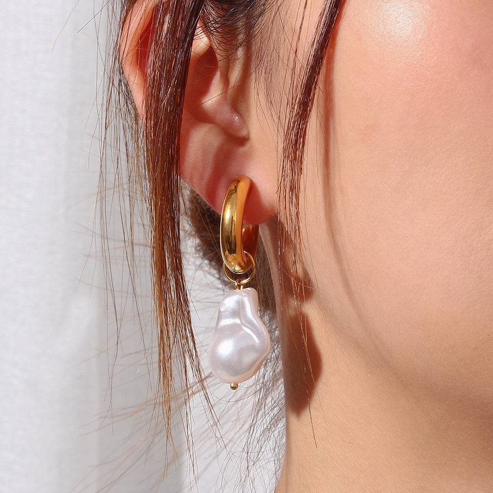 Water Drop EarringsExpress Global Mart  Indulge in Elegance with Our Water Drop Earrings!
✨ Luxurious Design: Elevate your style with our stunning water drop earrings! Crafted from high-quality stainless sWater Drop EarringsZendrop